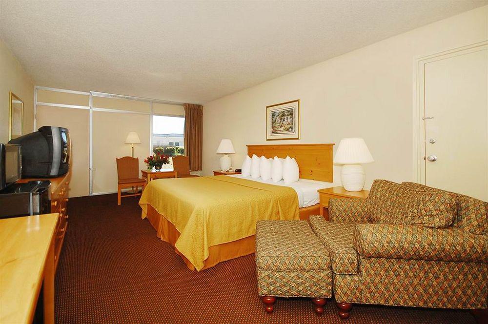 Quality Inn & Suites Conference Center Thomasville Exterior foto